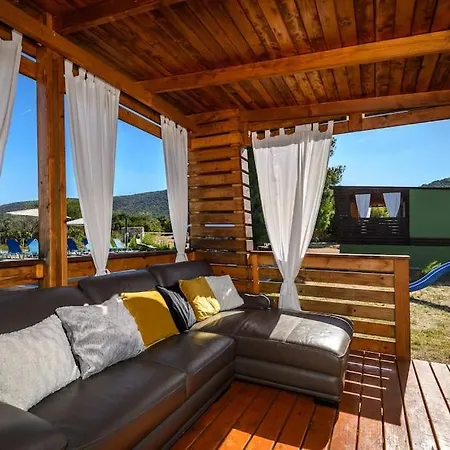 Holiday home Cozy And Chic Little House With Pool Ivinj-2 Tisno