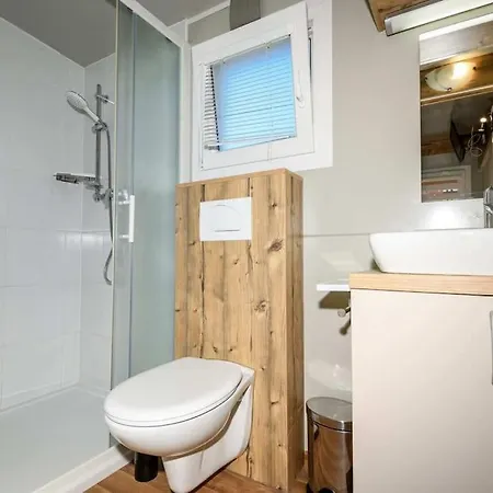 Cozy And Chic Little House With Pool Ivinj-2