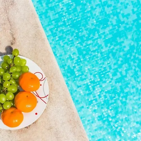 Cozy And Chic Little House With Pool Ivinj-2 Tisno