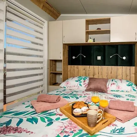 Holiday home Cozy And Chic Little House With Pool Ivinj-2 *