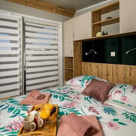 Cozy And Chic Little House With Pool Ivinj-2 Tisno