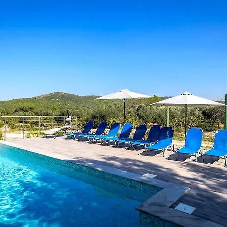 Cozy And Chic Little House With Pool Ivinj-2