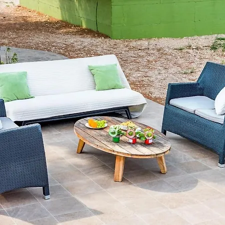 Сasa de vacaciones Cozy And Chic Little House With Pool Ivinj-2 Tisno