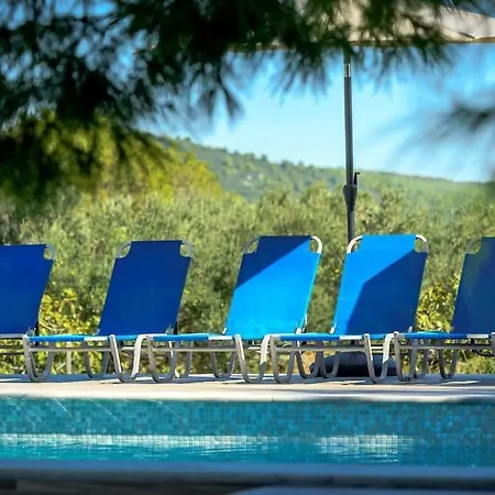 Cozy And Chic Little House With Pool Ivinj-2 Feriehus *