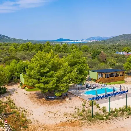 Cozy And Chic Little House With Pool Ivinj-2 Tisno