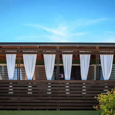 Сasa de vacaciones Cozy And Chic Little House With Pool Ivinj-2 Tisno