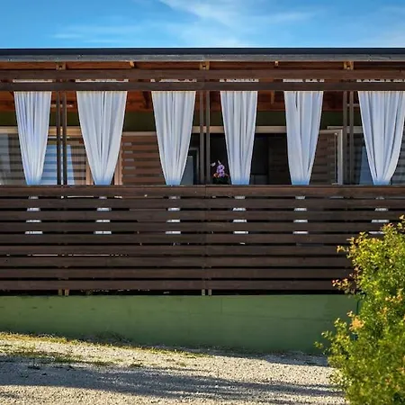 Cozy And Chic Little House With Pool Ivinj-2 Holiday home *