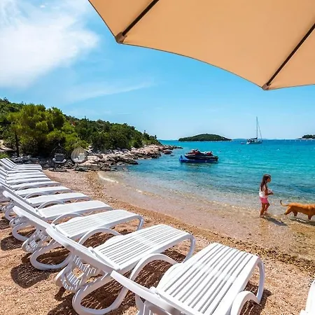 Cozy And Chic Little House With Pool Ivinj-2 * Tisno