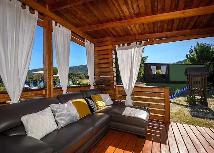 度假居 Cozy And Chic Little House With Pool Ivinj-2 迪斯诺