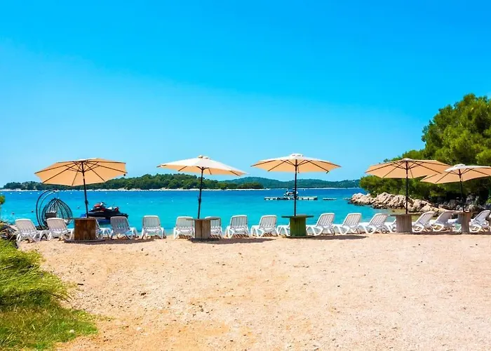 Cozy And Chic Little House With Pool Ivinj-2 Vakantiehuis