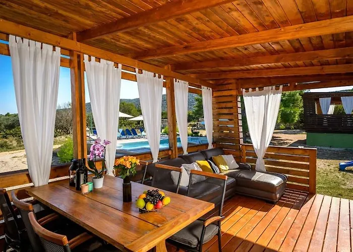 Cozy And Chic Little House With Pool Ivinj-2 * 迪斯诺