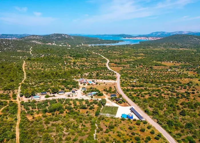 Cozy And Chic Little House With Pool Ivinj-2 度假居 *